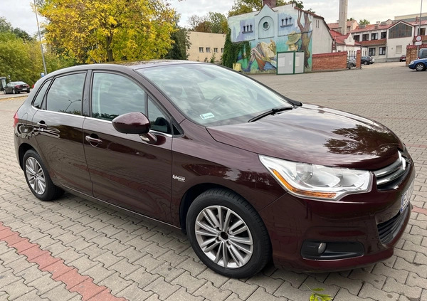 Citroen C4 cena 23500 przebieg: 173965, rok produkcji 2011 z Zalewo małe 407